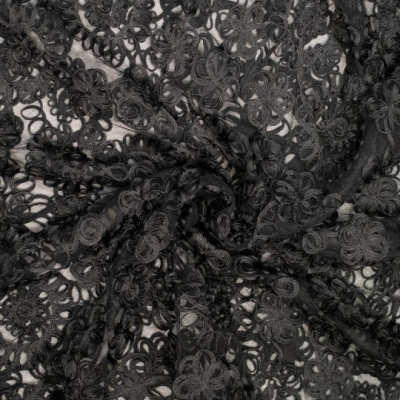 tule met bloemen