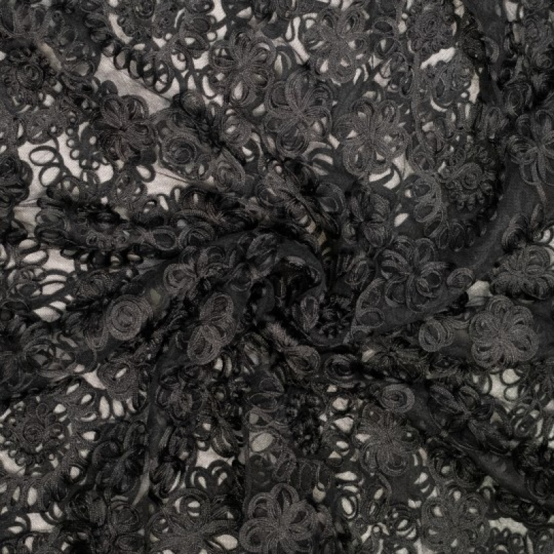 tule met bloemen