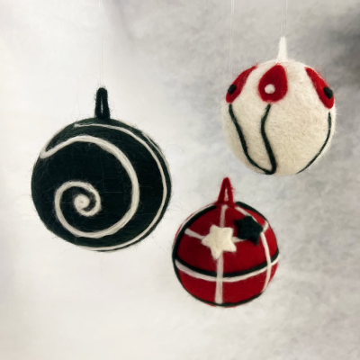 Viltworkshop Decoratieballen - donderdagavond 19 november 19:00-21:30